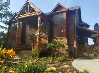 255 Cinnamon Bear Rd, Mineral Bluff, GA 30559