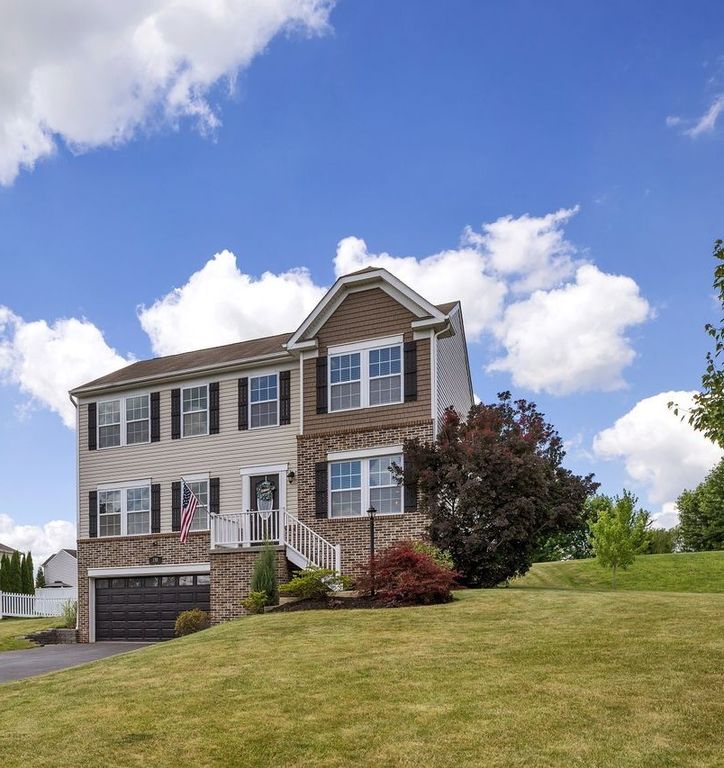 130 Naughton Cir, Evans City, PA - View 2