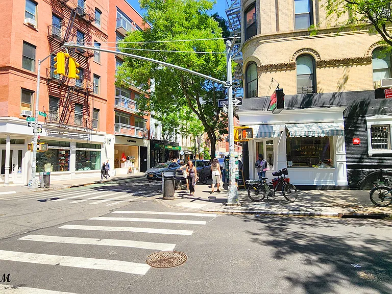 151 Mott St #18 — Photo 10