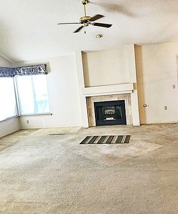 3rd image of 9319 Chattanooga Dr