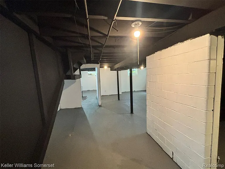 14800 Woodmont Ave — Photo 20