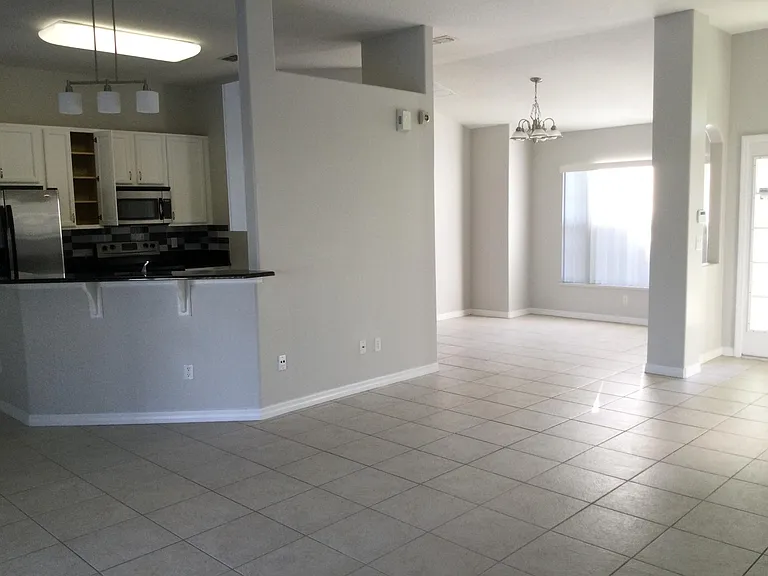 2367 SE Rock Springs Dr — Photo 13