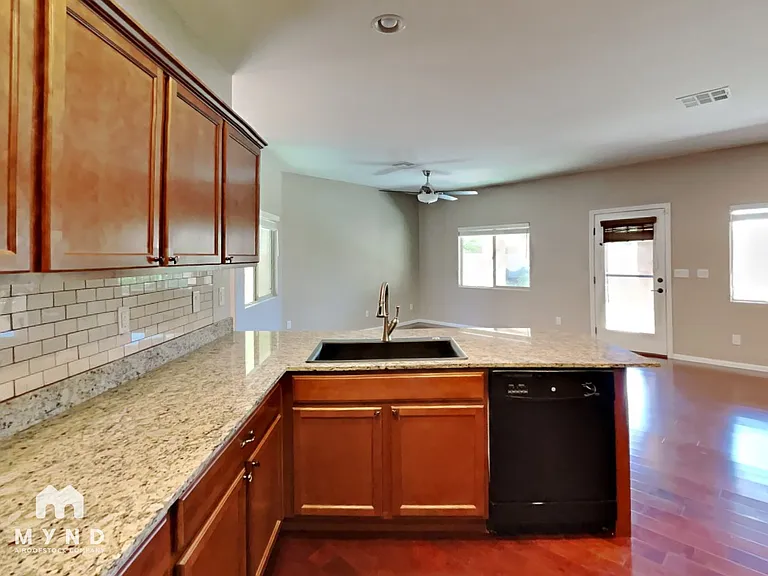 8459 Spirit Vale Ave — Photo 4