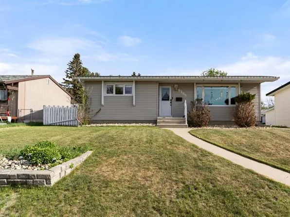 6306 S 44a Ave, Camrose, AB T4V 0B4