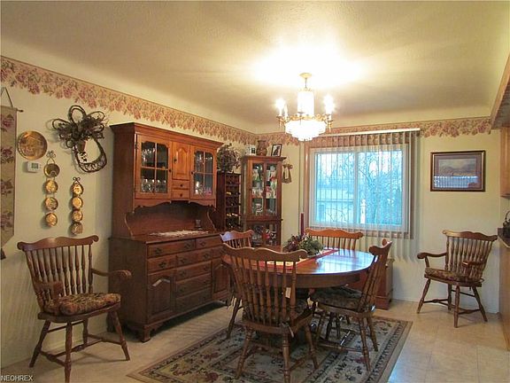 4th image of 4234 Vezber Dr