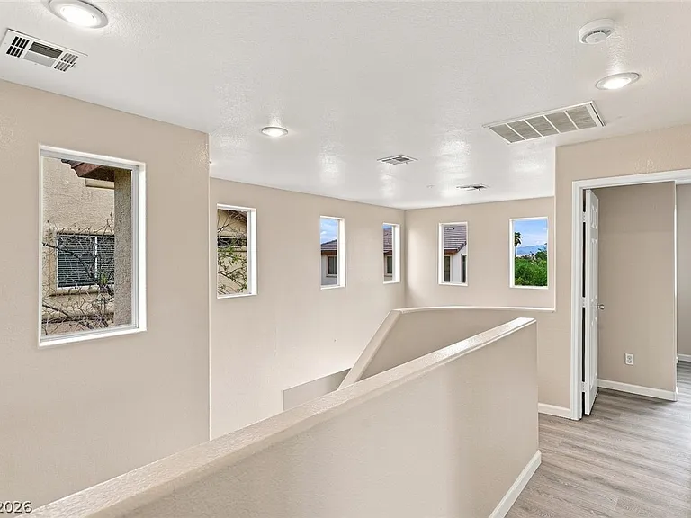 1915 Sundown Canyon Dr — Photo 17