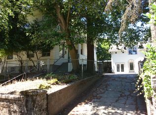 623 34th Ave, Seattle, WA 98122