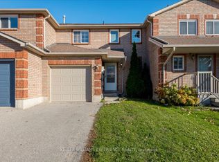 4 Tunbridge Rd, Barrie, ON L4M 6S8