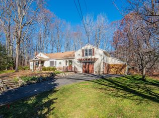 191 Wright Rd, Collinsville, CT 06019