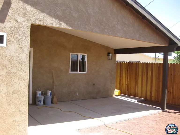 311 S East St — Photo 13
