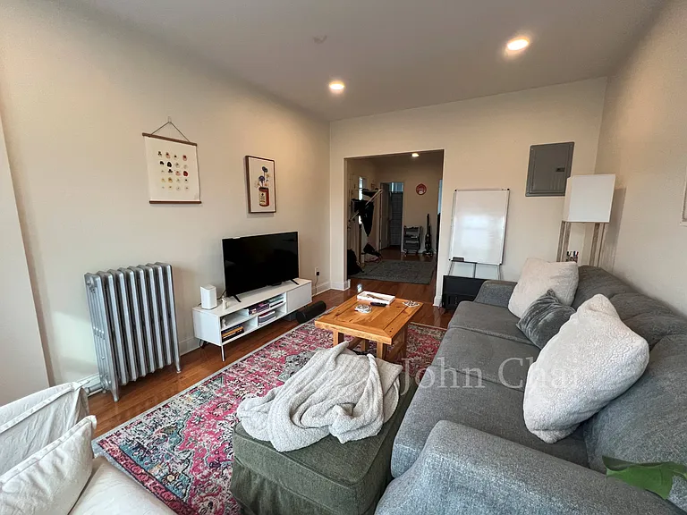 123 Sutherland Rd #N — Photo 8