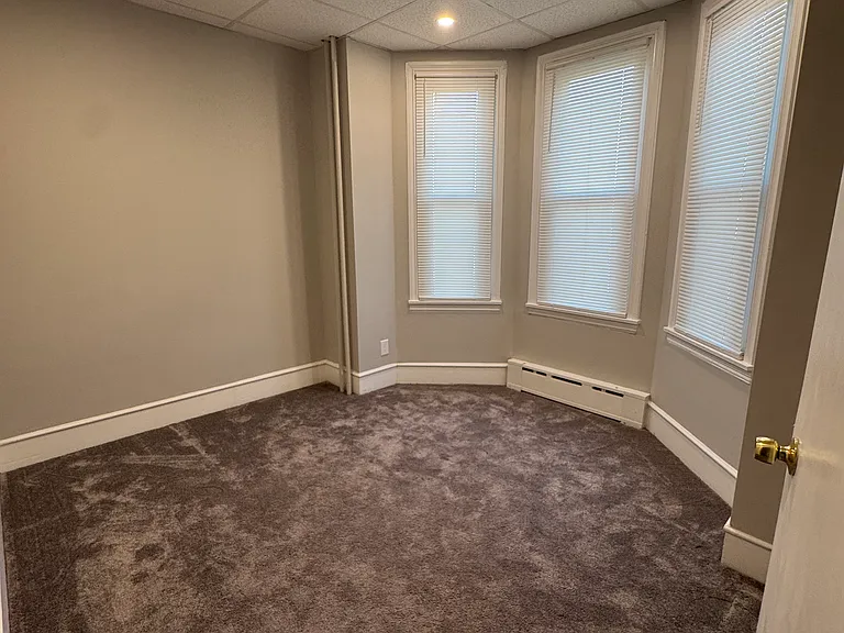 112 S Scott Ave #1 — Photo 8