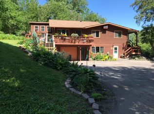 25855 Miner Valley Rd, Winona, MN 55987
