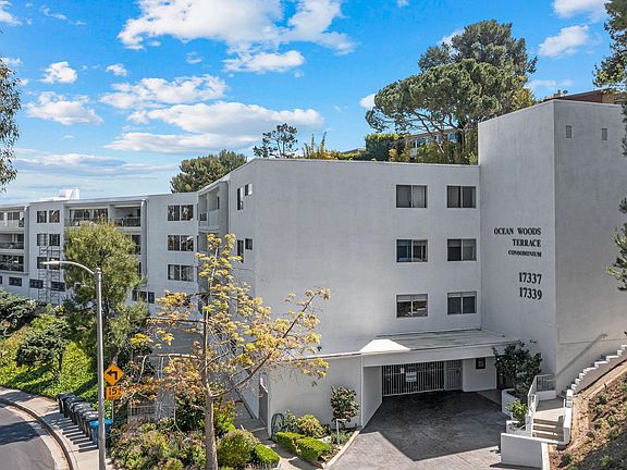 2nd image of 17337 Tramonto Dr APT 207