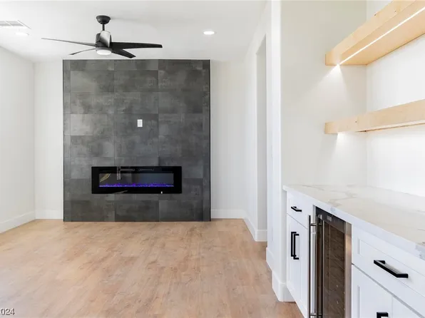 1808 Remembrance Hill St, Las Vegas, NV 89144
