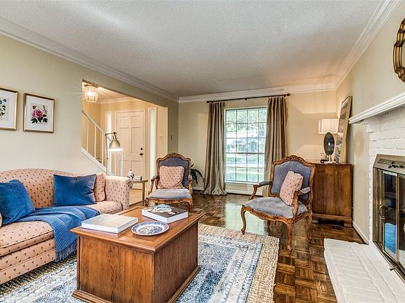 4th image of 2217 Flat Creek Dr