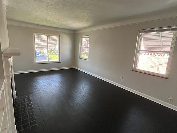 4th image of 14008 Lakewood Heights Blvd