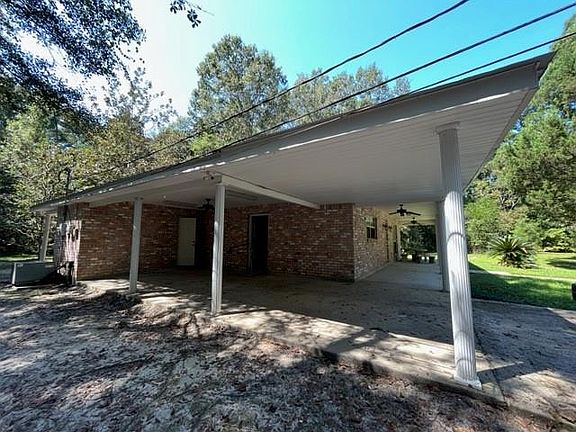 4th image of 61270 N Mill Rd