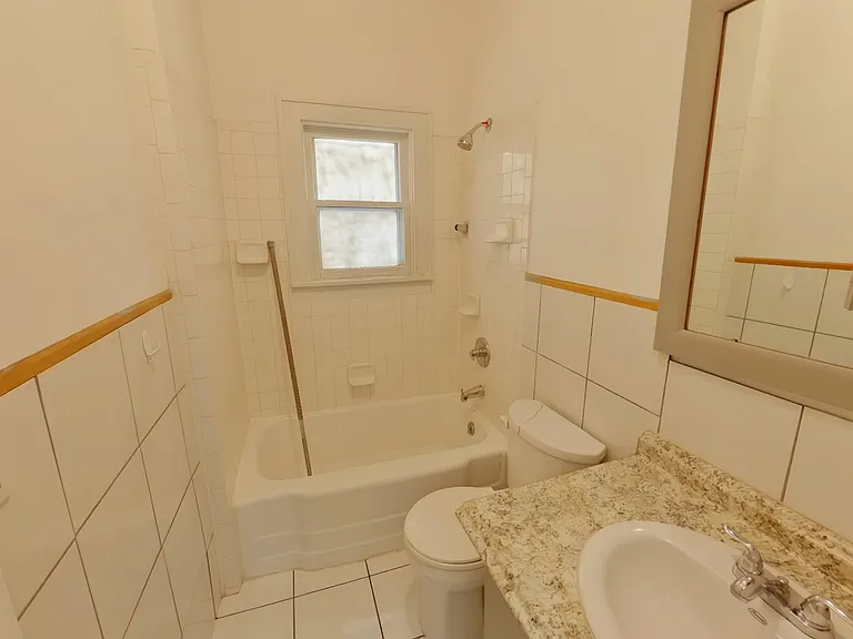 1625 S Hydraulic Ave — Photo 8