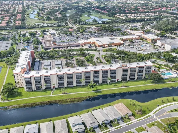 7380 S Oriole Blvd APT 102, Delray Beach, FL 33446