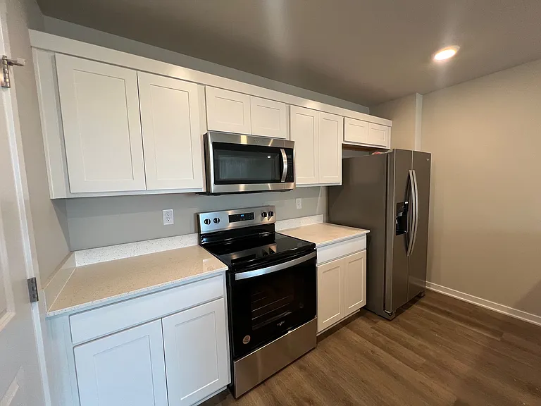 1283 Williamsburg Ln #1 — Photo 7