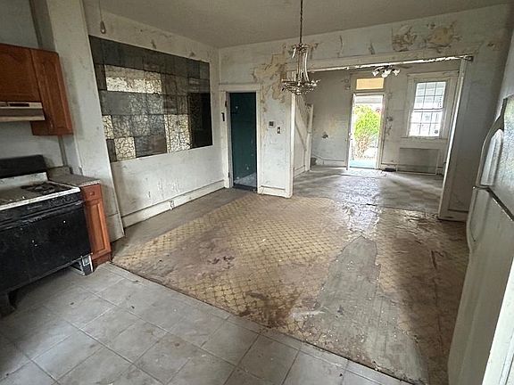 4th image of 523 Beaumont Ave