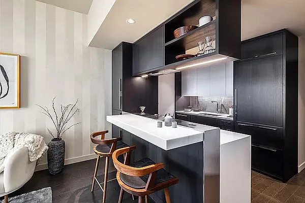 Rented by Gulia Wang, LREB | media 37