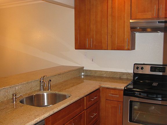 3rd image of 5707 Makati Cir APT F