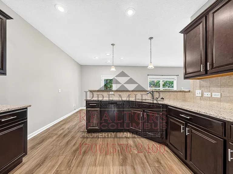 7329 Sorrel Ct — Photo 8