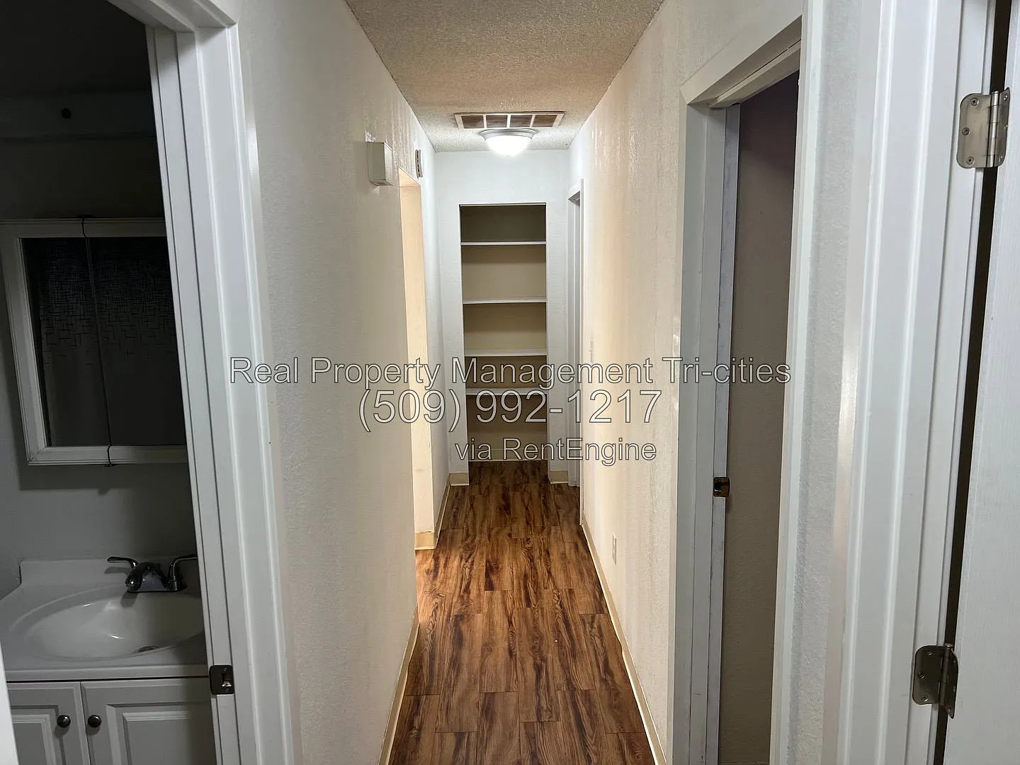 3 bed, 1.5 bath, 1100 sqft, $1,595 — Photo 3