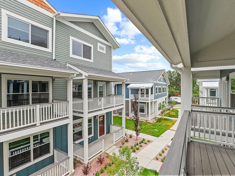 202 W Baseline Rd — Photo 11