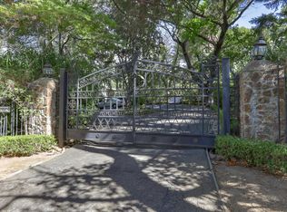 10410 W Loyola Dr, Los Altos Hills, CA 94024