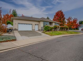 285 Briarwood Ln, Medford, OR