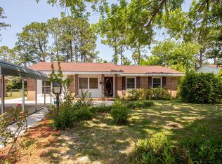 2123 Lakeview Dr, Waycross, GA 31501