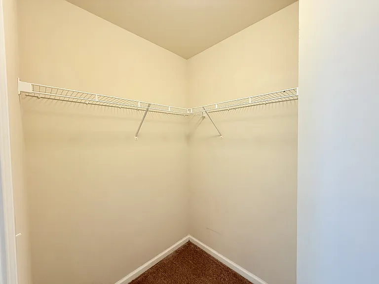 5373backrightcloset_06242026