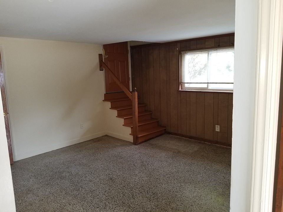 Living Room with steps from front hall.