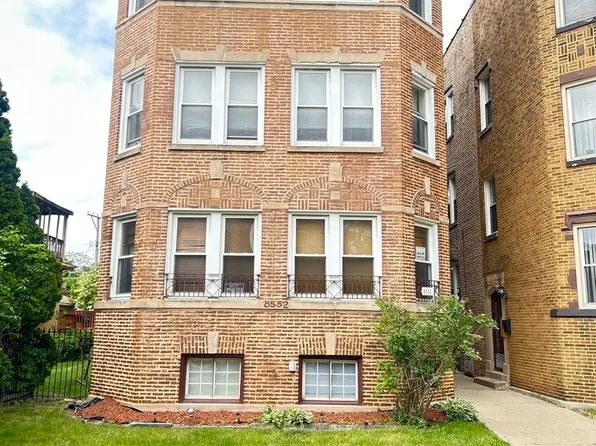 8552 S Bennett Ave, Chicago, IL 60617
