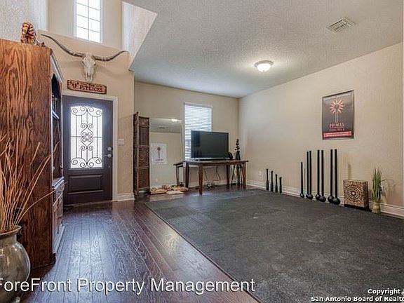 4th image of 3507 Juniper Grv