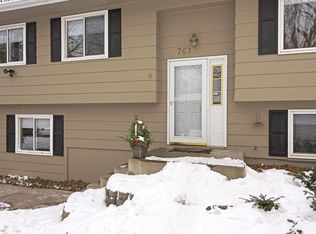 7610 Iroquois Ave, Chanhassen, FM 55317