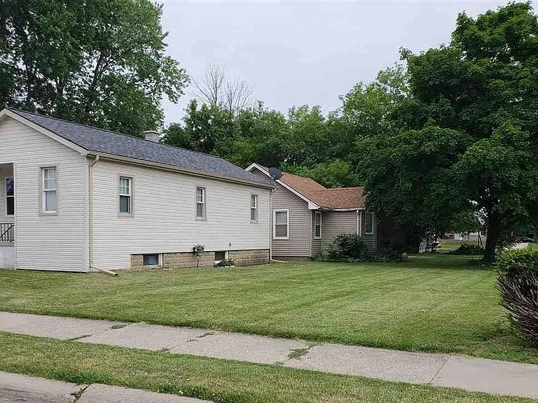 17312 Ivanhoe St — Photo 14