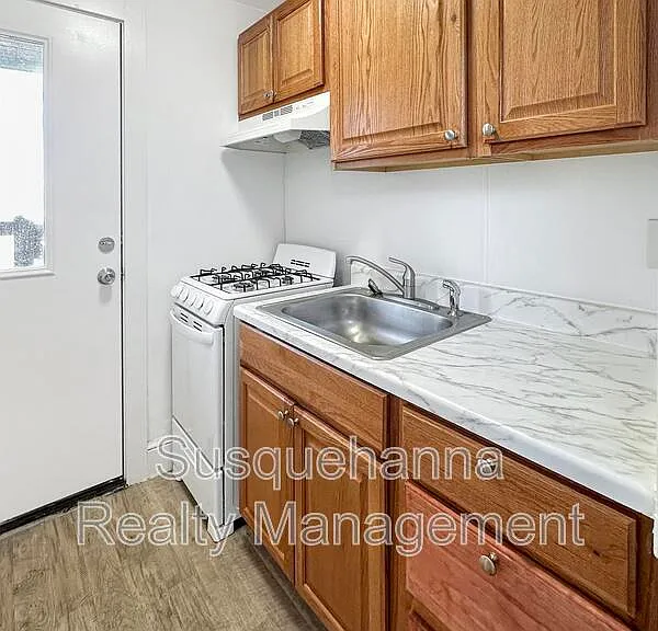 344 N Mulberry St #3 — Photo 9