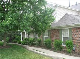 2111 Peach Tree Ln, Algonquin, IL 60102