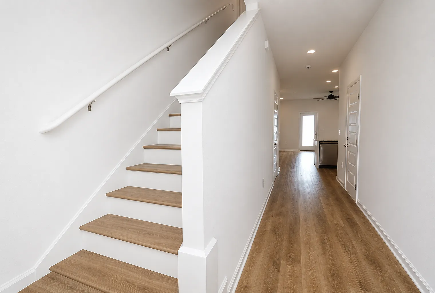 3 bed, 2.5 bath, 1470 sqft, $1,850 — Photo 1