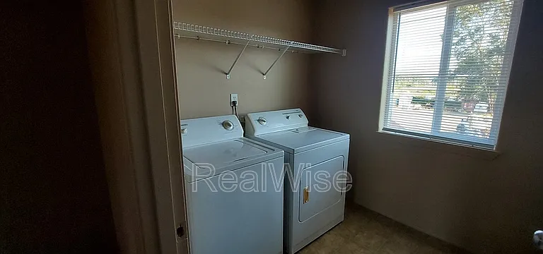 5719 NE 135th Ave — Photo 7