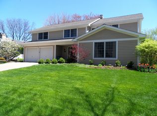 1208 N West St, Naperville, IL 60563