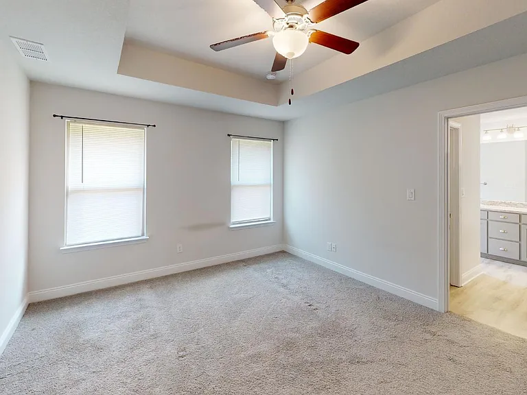 5184 Regalo Dr — Photo 12