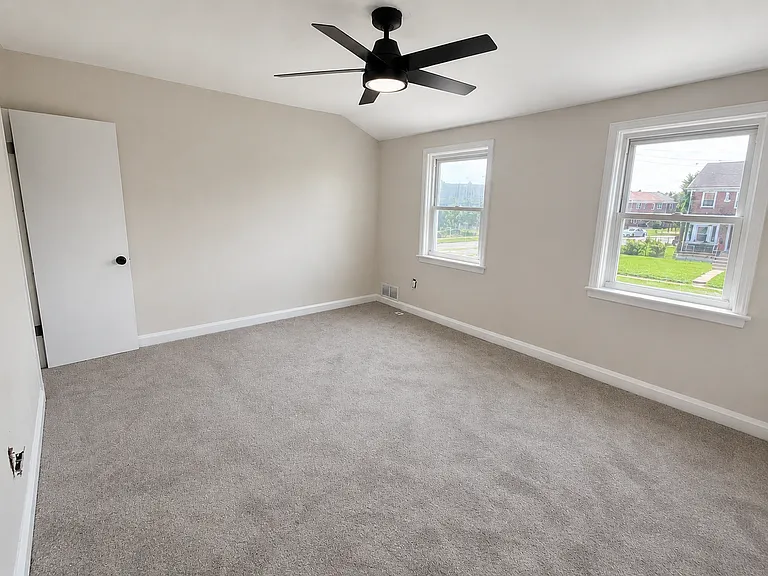 8174 Kavanagh Rd — Photo 15