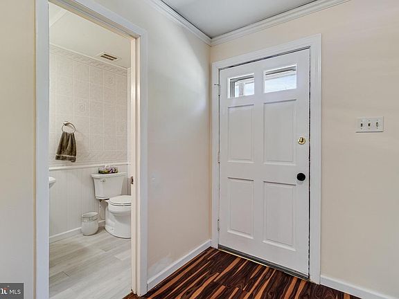 2nd image of 5 Mooncoin Cir