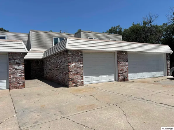 3710 N 40th St, Lincoln, NE 68504