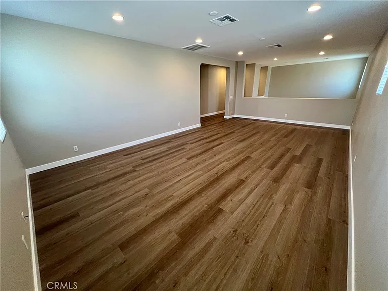 6686 Sand Dunes St — Photo 41